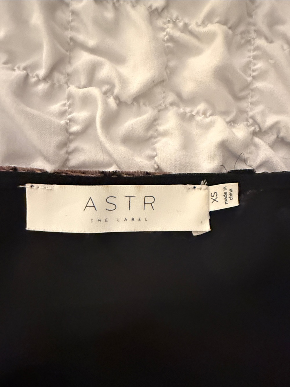 ASTR blouse - Picture 2 of 4